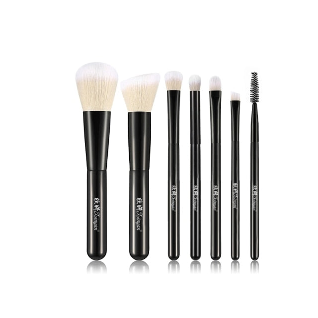 Makeup brush set blush